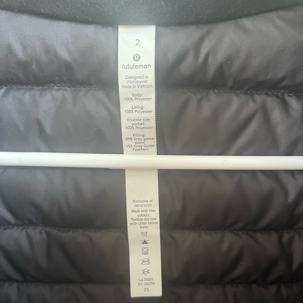 Lululemon winter coat size 2